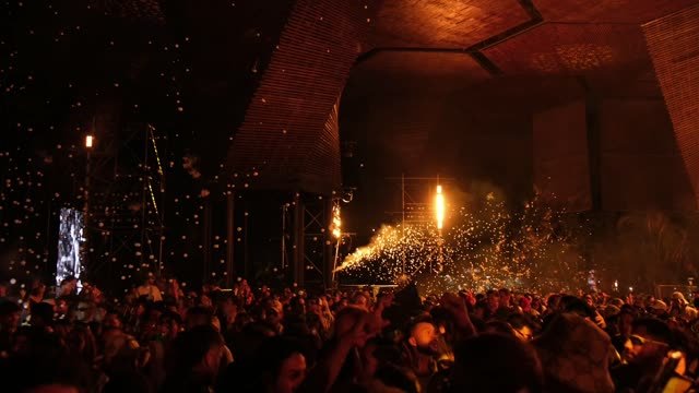 VIDEO 09